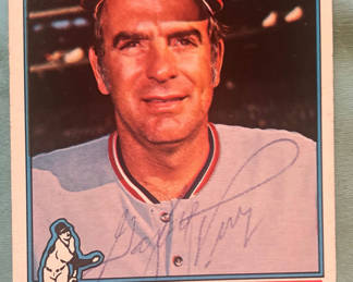 Lot 119: Gaylord Perry Autographed 1976 Ranges Topps Baseball Card COA HOF