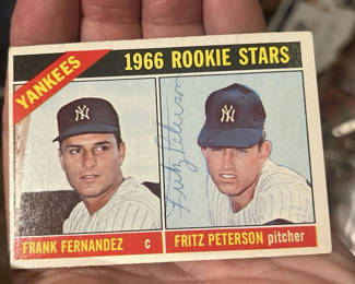Lot 15: Autograph Fritz Peterson 1967 Yankees Rookie Stars Top Baseball Card