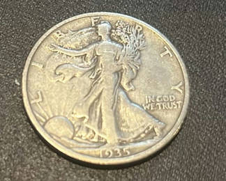 Lot 85: 1935 ā P Walking Liberty Us Silver Half Dollar