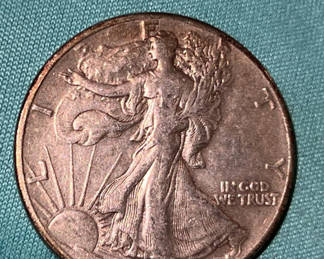 Lot 112: US Walking Liberty Silver Half Dollar 1941-P