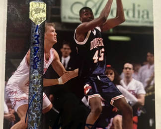 Lot 93: Derrick Alston Atlanta Hawks Signiture Rookie Card Coa NBA