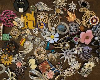 Brooches and Pins!