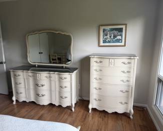 White French Prov bedroom set with desk - l