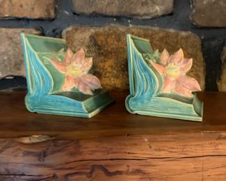 1940’s Roseville Clematis Green Bookends