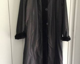 Black Full Length Coat w/Fur Trim 