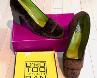 D'ro Too by Scott Rankins Velvet, Block Heel  Pumps