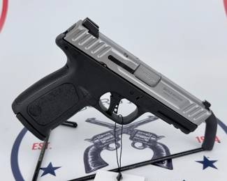 SMITH & WESSON SD9