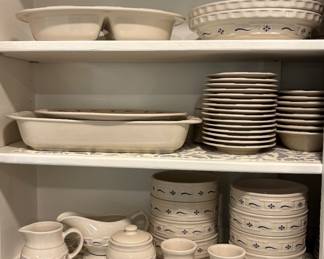 Dishes Set