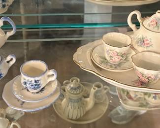 Dishes Set