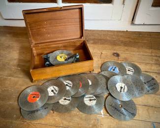 Swiss Thorens Music Box 19 Songs