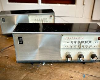 Tube Radio Pair