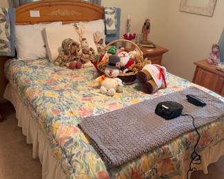 Full size bed