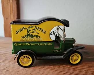 Gearbox Toys John Deere 1912 Ford Model T Delivery Car No. 01