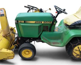 John Deere 318 Lawn Tractor