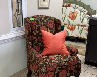 Wingback Priced to Sell!