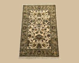 Neutral Traditional Floral Rug – An elegant cream and beige palette with detailed floral patterning throughout.