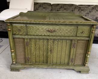 Magnavox Astro-Sonic console stereo/record player