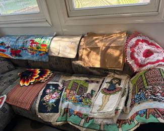 Embroidery, place mats, table runners