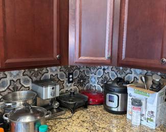 Cookware and Countertop Appliances