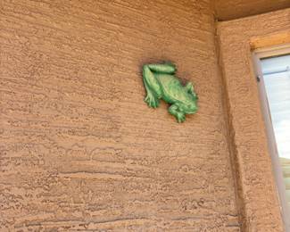 Green Lizard Wall Decor