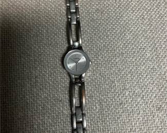 Lot # : 817 - Lorus Watch