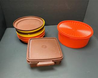 Lot # : 549 - Vintage Autumn Color Tupperware Lot