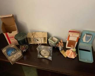 Lot Of vintage decor including two clocks