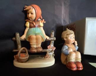 Lot With A Boy And A Girl Hummel Figurines