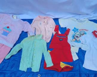 Small Lot of Vintage Baby Clothes
