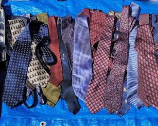 Large Lot of Mens Neckties