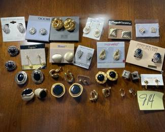Lot Of Earrings