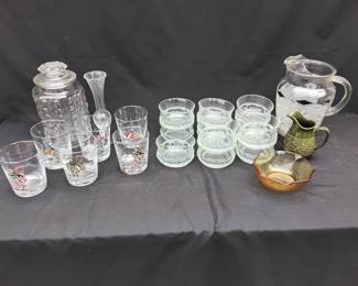Lotof Vintage Glassware Including Tartan Glasses