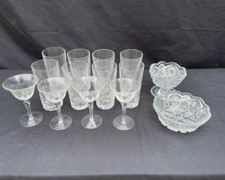 Lot of glassware