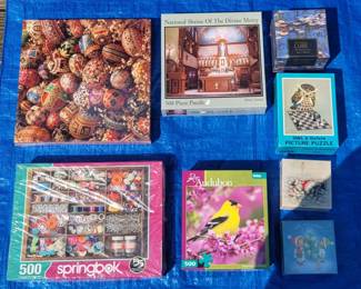 Lot of 8 Puzzles