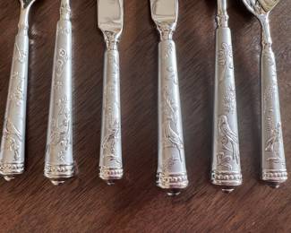 5 Piece Place Setting of Ricci Argentierio Audubon Birds of Paradise Flatware, Service for 12 plus 8 Serving Pieces. Photo 2 of 2.