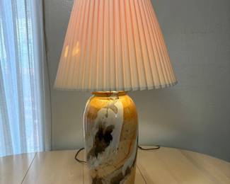 ld MarblePatterned Working Lamp with Pleated Shade