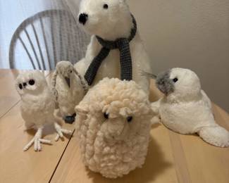 b27 Assorted Plush and Foam Animal Figurines Various Sizes with Plush Sheep