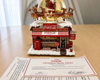 c2 CocaCola Christmas Snow Globe with Certificate of Authenticity Danbury Mint, Music Box