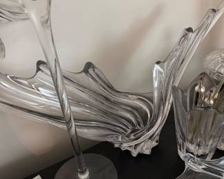 Art Vannes Le Chatel Centerpiece Bowl