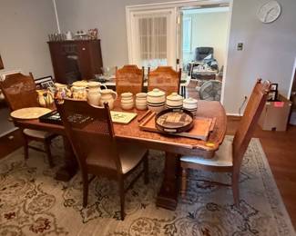 Dining table w 5 chairs