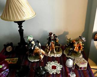 Capodimonte figurines