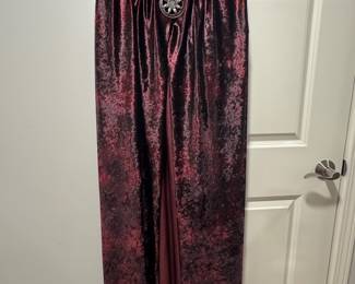 Purple Wizard Cape,  M-L,   $10