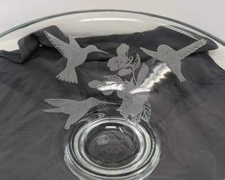Engraved dish with birds