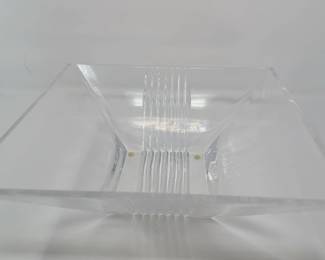 G;ass dish