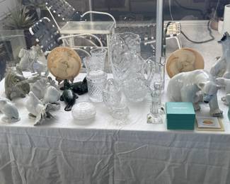 Crystal, Waterford, Royal Copenhagen, Bernardaud Limoges,