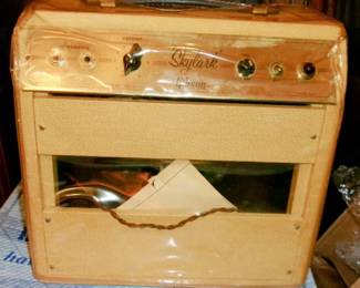 1954 GIBSON SKYLARK AMP
