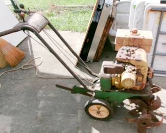 JD ROTOTILLER