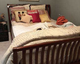 Ethan Allen American Impressions Queen Sleigh Bed 
