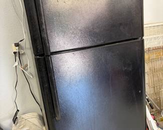 Black Refrigerator in great working condition 