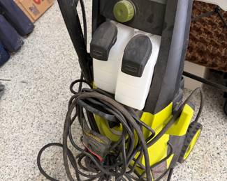 Pressure Washer 